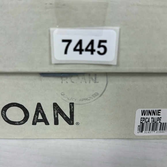 ROAN by BED/STU Women's 7 Distress Suede Winnie Flat Sandals Whitewash Taupe NWT - Picture 12 of 12